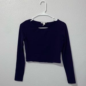 Junior’s Long Sleeve Crop